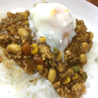 冷凍玉ねぎで包丁いらずのキーマカレー